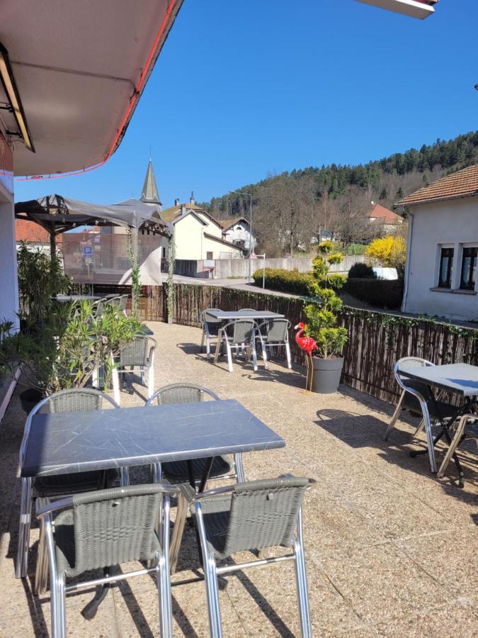 Hotel Les Jolis Coeurs Thiéfosse Exterior foto