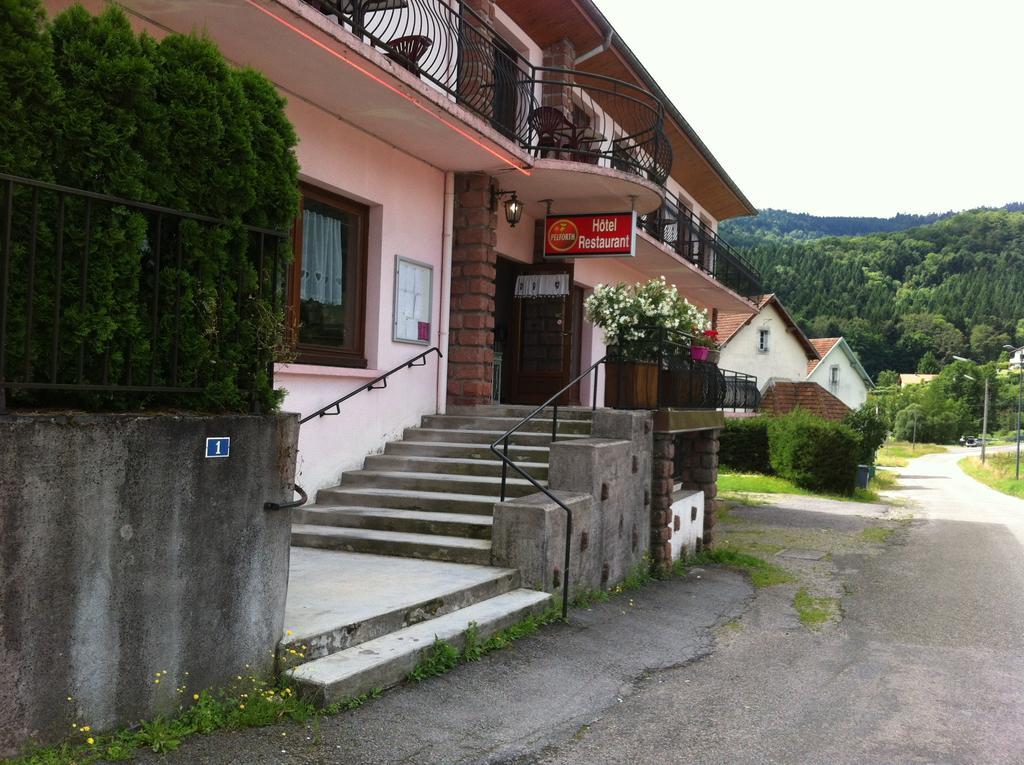 Hotel Les Jolis Coeurs Thiéfosse Exterior foto