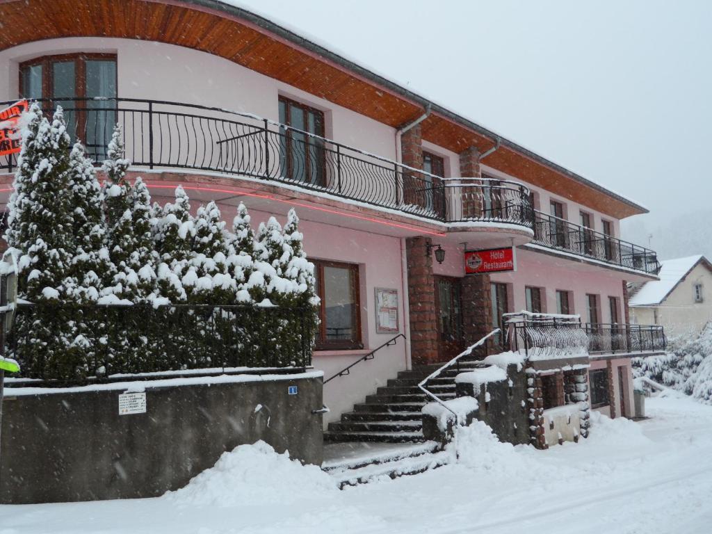 Hotel Les Jolis Coeurs Thiéfosse Exterior foto